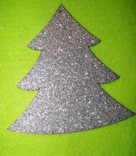 Ezüst csillámos,fa alapú HDF(nem tömörfa)   fenyő	1db	15x15cm 