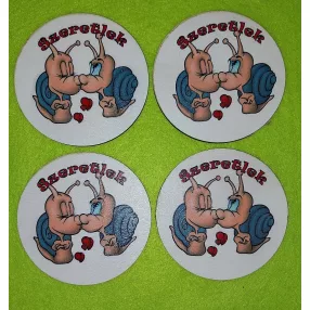   Nyomtatott fa Csiga pár szeretlek felirattal	4db/csomag	7cm 