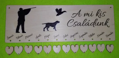 Nyomtatott ,fa alapú HDF(nem tömörfa)    Vadász   Naptár tábla Osztálynaptár felirattal 12db táblával 	1szett	35x12cm 