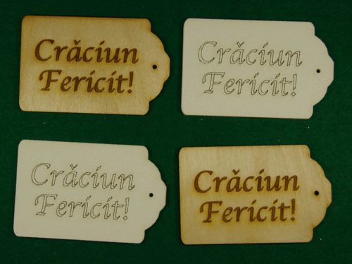 Natúr és fehér Fa Cračiun Fericit!	4db/csomag	8,5x5,5cm 