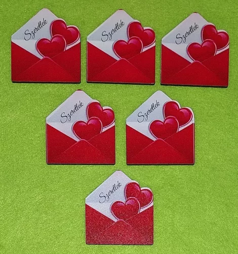 Nyomtatott fa Szíves boríték Szeretlek felirattal	6db/csomag	5cm  