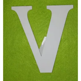  Fehér  fa V  betű 1db magasság 10cm