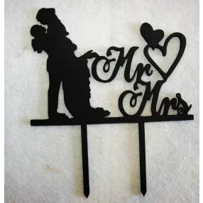    Matt Fekete színű,,nyír rétegelt lemez fa   beszúrós dísz  MR & MRS  Emelős pár		16x18cm 