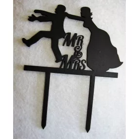    Matt Fekete színű,,nyír rétegelt lemez fa beszúrós dísz MR & MRS Menekülő vőlegény	 13x16cm vastagság 3mm