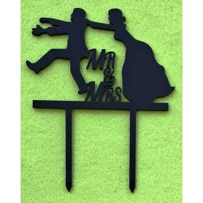    Matt Fekete színű,,nyír rétegelt lemez fa beszúrós dísz MR & MRS Menekülő vőlegény	 13x16cm vastagság 3mm