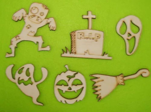 Natúr fa Halloween szett 6db/csomag	5-9cm magasság 