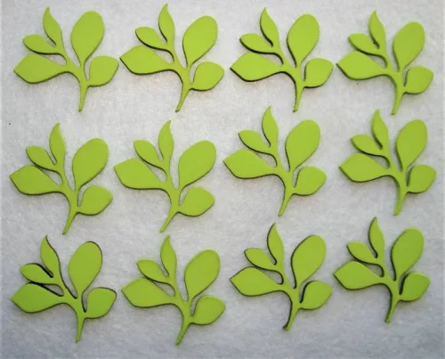 Világos zöld fa levél	12db/csomag	5cm 	