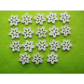 Fehér fa virág	14db/csomag	2,5x2,5cm 