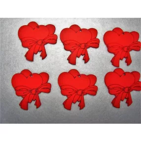    Piros színű , fa  alapú HDF(nem tömörfa)    szív masnival 6db/csomag	5x5cm  