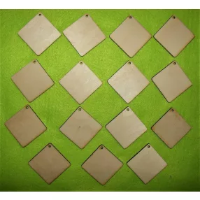 Natúr négyzet kulcstartó  tábla 	15db/csomag	5x5 cm 