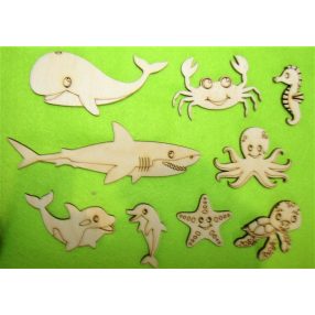   Natúr  Fa Kicsi Tengeri állattok   szett	1szett	Polip 5,5x4cm:Bálna 9,5x4,5cm:Cápaa 13,5x4,5 cm :Teknös 5x4,5 cm : Delfin 6x4 cm: Delfin Álló 3x5 cm :Rák 6,5 x4,5 : csikó hal 2x4 c