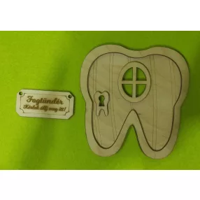    Natúr  Fa lapra szerelt Tündér ajtó Fogtündér Kérlek itt állj meg!  felirattal	1szett	14x13,5cm 