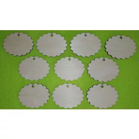   Natúr fa ovális  csipkés tábla  lyukkal 	10 db/csomag	5,5x6,5cm 