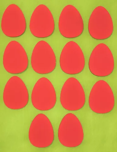 Piros  fa   tojás 4,5x6cm  14db/csomag 