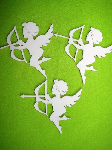 Fehér fa Kupidó 3db/csomag	10cm  vastagság 3mm 