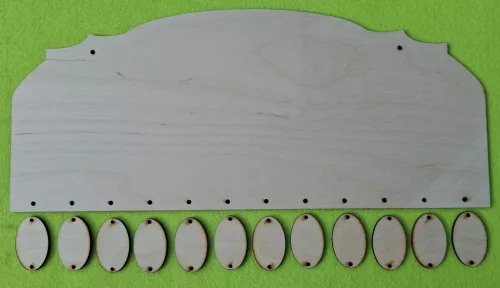  Natúr,nyír rétegelt lemez naptár  tábla 12db kis táblával	1szett	35x15cm   