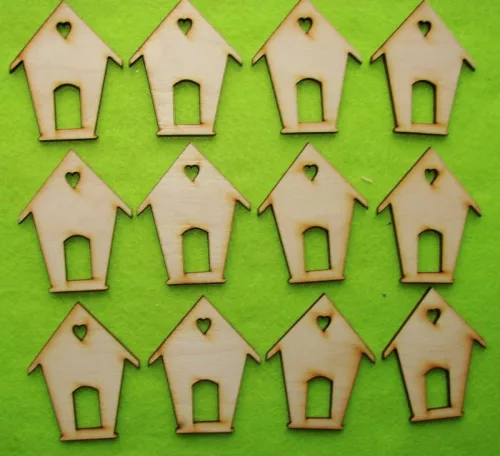 Natúr fa Házikó 12db/csomag	7x6cm   