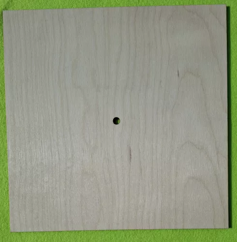Natúr,nyír rétegelt lemez Négyzet óralap	1db/csomag	25x25cm   