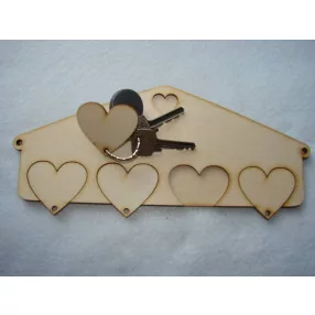   LAPRASZERELT,Natúr fa  Szíves kulcstartó	  1db	25x10cm vastagság 3mm