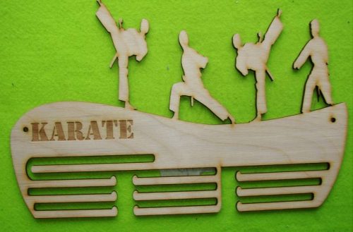 Natúr fa Éremtartó Karate	1db/csomag	31x20cm 