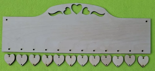  Natúr,nyír rétegelt lemez Szíves,  naptár  tábla ,	1szett 	36x12cm vastagság 3mm