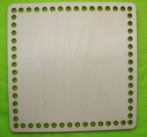 21,5x21,5cm  Horgolható Natúr,nyír rétegelt lemez négyzet tábla   1 db vastagság 3mm