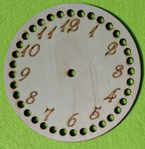 16,5cm  Natúr,nyír rétegelt lemez számozott kerek óralap horgolható fa alap 7,5mm lyukkal 	1db	