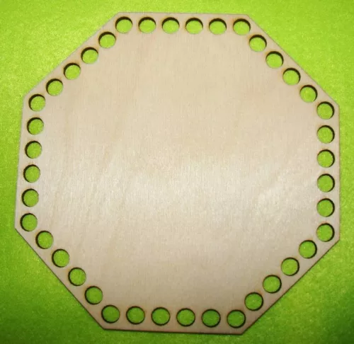 15x15cm  Natúr,nyír rétegelt lemez Horgolható nyolcszög    8mm lyukkal	1db	