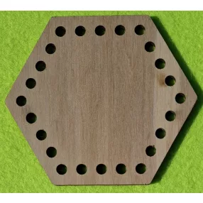   10,5x9,5cm Natúr,nyír rétegelt lemez Horgolható hatszögletű   5,5mm lyukkal	1db	 