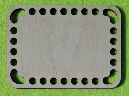 10x7cm  Natúr,nyír rétegelt lemez Horgolható  téglalap  6mm lyukkal	1db	