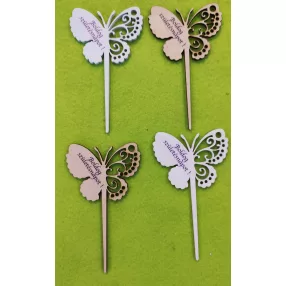   Vegyes színű ,fa alapú HDF(nem tömörfa)  Nyomtatott Boldog születésnapot  pillangó beszúrós 4db/csomag  7x12cm 