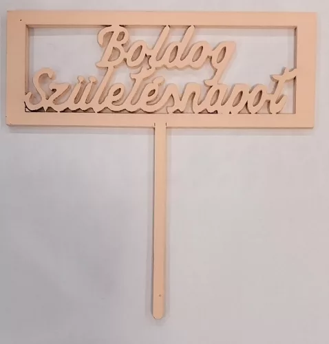 Barack színű  ,fa alapú HDF(nem tömörfa)    boldog születésnapot téglalap beszúrós 	1db 	11x11,5cm  vastagság 3mm	260