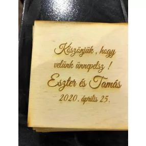   Natúr,nyír rétegelt lemez Köszönjük,hogy velünk ünnepelsz!  	1 db	8x8cm  