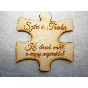   Natúr,nyír rétegelt lemez Puzzle köszönjük ,hogy velünk ünnepelsz	1 db	8x8cm  