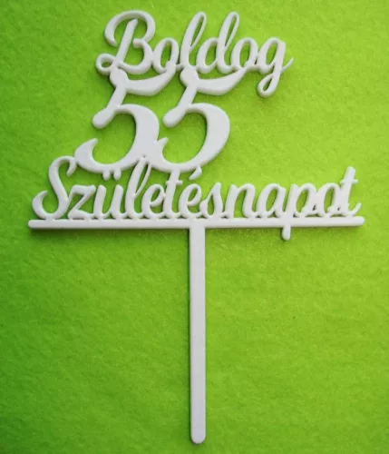 Fehér színű ,fa  alapú HDF(nem tömörfa)  Beszúrós Boldog születésnapot 55-ös1db	1db	13x17cm vastagság 3mm