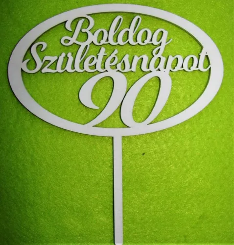 Fehér színű ,fa  alapú HDF(nem tömörfa)  Beszúrós Ovális kerettel, Boldog születésnapot 90-es	1db	15x17cm 