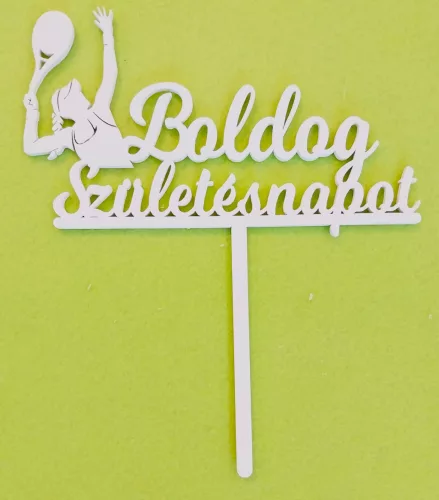 Fehér színű ,fa  alapú HDF(nem tömörfa)  Tenisz lány  beszúrós dísz Boldog születésnapot felirattal 	1db	18x15cm  