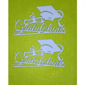   Világoskék fa Ballagási sapkás, Gratulálunk felirattal	2db/csomag	10,5x6,5cm 