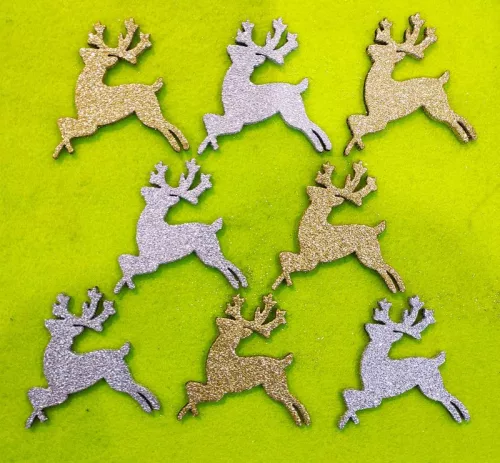 Csillámos ,fa alapú HDF(nem tömörfa)   szarvas 8db/csomag	7x7cm 