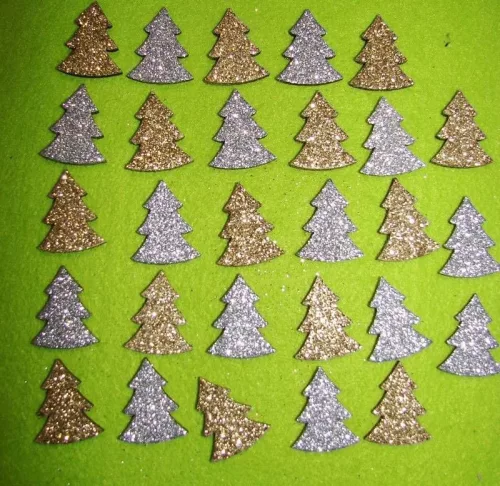 Csillámos ,fa alapú HDF(nem tömörfa)   fenyöfa 28db/csomag	3x2,5cm 