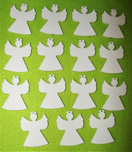 Fehér színű ,fa  alapú HDF(nem tömörfa)   angyalka	15db/csomag	5x4cm 