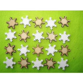   Natúr és Fehér színű ,fa  alapú HDF(nem tömörfa)  Hópihe	20db/csomag	2,5x2,7cm 