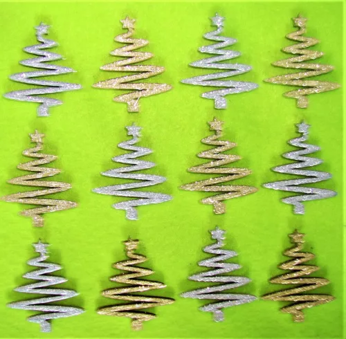 Csillámos ,fa alapú HDF(nem tömörfa)   Spirál fenyőfa 	 12db/csomag	5x4cm  