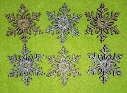 	  Arany és Ezüst csillámos   fa alapú HDF(nem tömörfa)   alapú HDF(nem tömörfa)   alapú HDF(nem tömörfa)   Hópihe jégvarázs	6db/csomag	5x4,5cm 