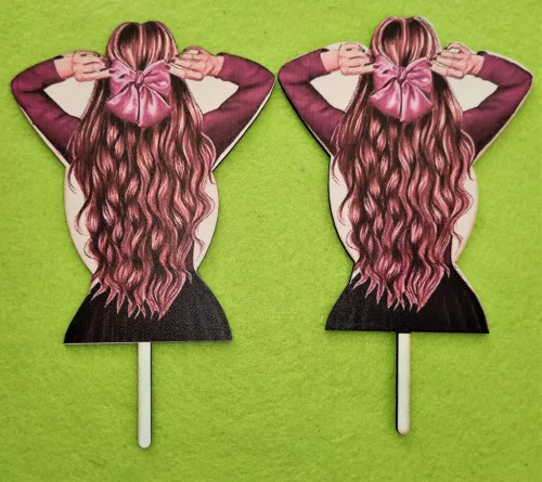 Nyomtatott fa   beszúrós dísz Fekete  szoknyás lila masnis  lány hátulról 	 2db/csomag 	10x16cm 