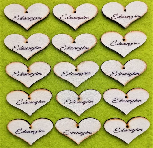 Nyomtatott Fa  Szív Édesanyám  felirattal 	15db/csomag	5x3cm 