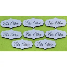   Nyomtatott ,fa alapú HDF(nem tömörfa)     tábla  Édes Otthon Felirattal 	 8db/csomag	7x3,5cm 