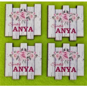   Nyomtatott Fa   Négyzet formára vágva deszkás háttérrel l Szeretlek anya felirattal 	4db/csomag	7x7cm 