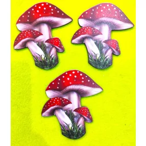 Nyomtatott Fa 3db piros gomba fűvel	3db/ csomag 	9x10 cm 