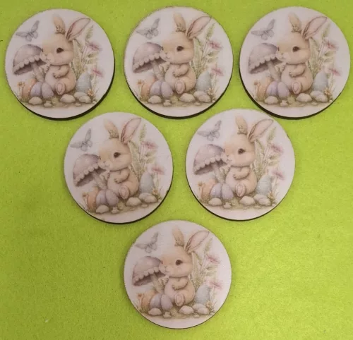 Nyomtatott fa Kör Nyuszi gombával	6db/csomag	5cm  